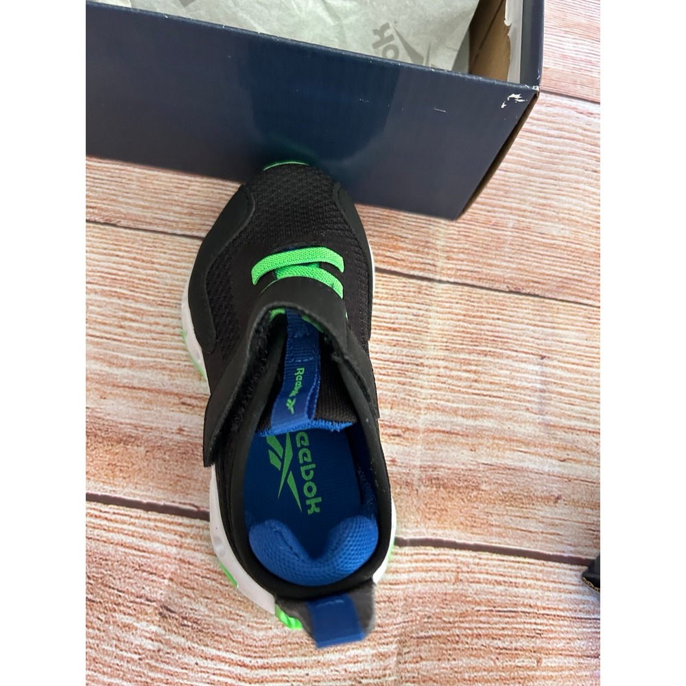 Boys Reebok - Picture 2 of 6